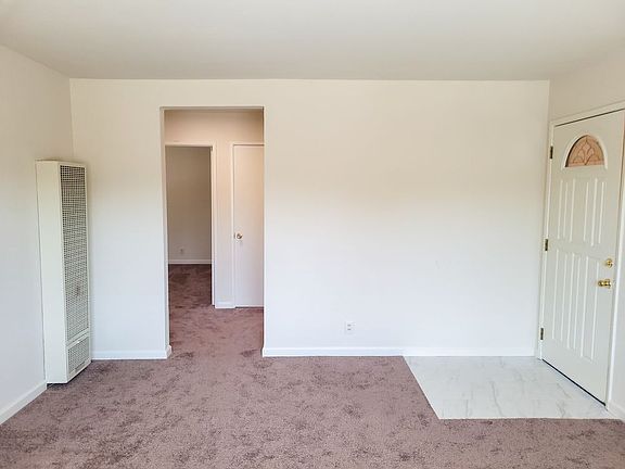 2nd image of 671 La Grande Dr APT 4
