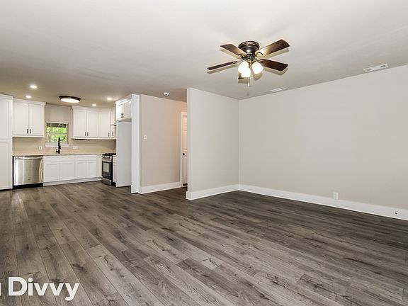 4th image of 1206 Pollard St