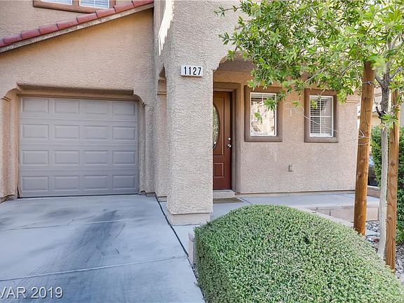 3rd image of 1127 Paradise Vista Dr