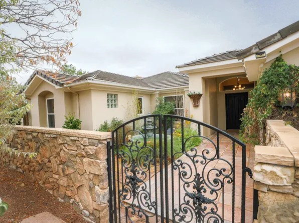 1151 W Bloomington Dr N, St George, UT 84790