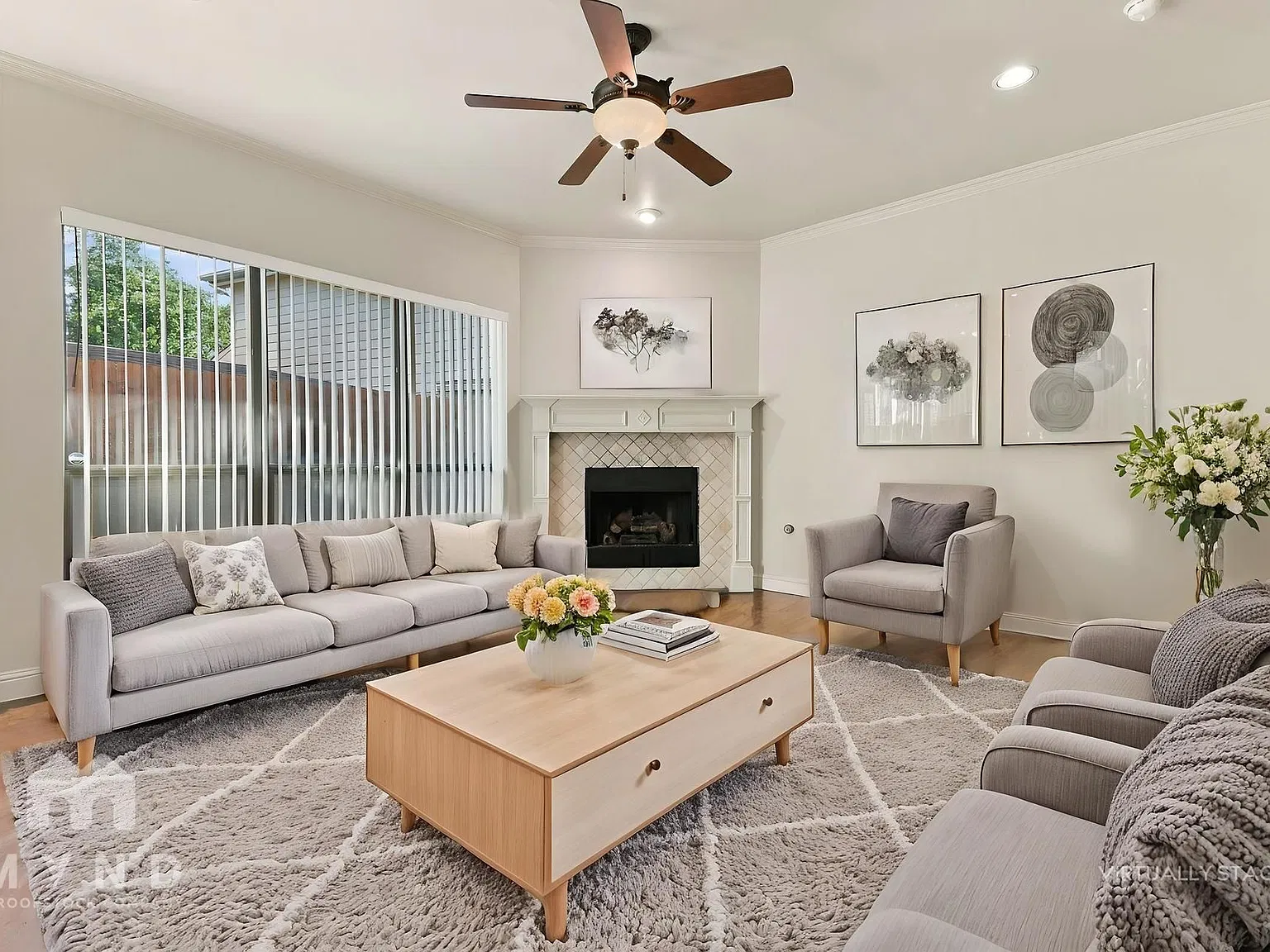 3 bed, 2.5 bath, 1910 sqft, $2,999 — Photo 3