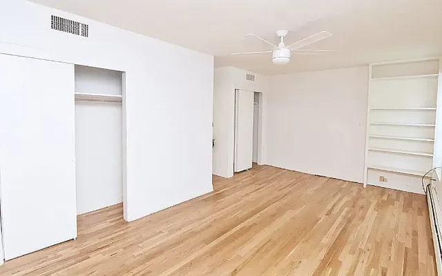 Rented by Compass | media 10