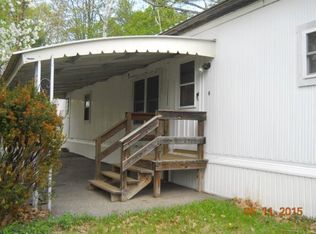 10 42nd St, Claremont, NH 03743