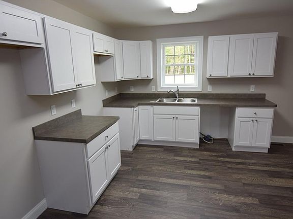 5th image of 22577 Heritage Ln