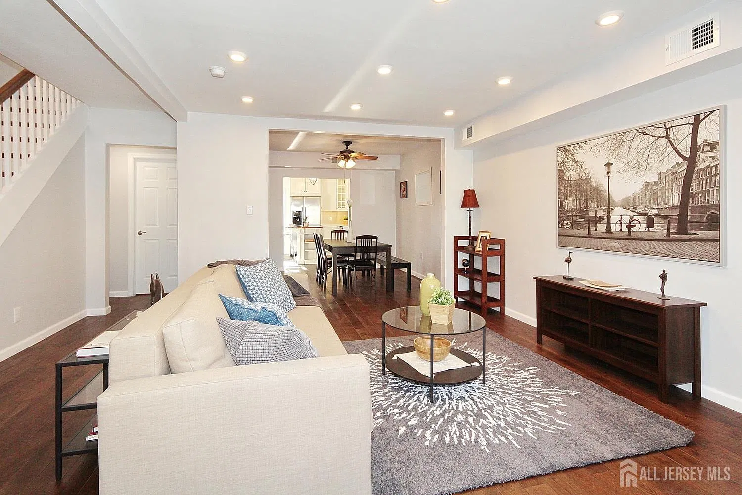 2 bed, 2.0 bath, $3,425 — Photo 4