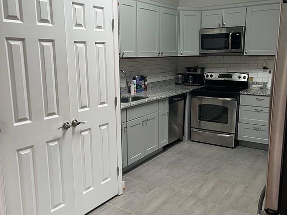 5th image of 1802 N 23rd St
