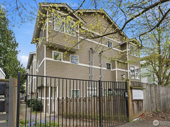 10520 Whitman Avenue N #C, Seattle, WA 98133