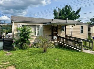 1796 Chester Ave, Wellsville, OH