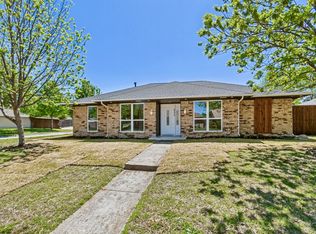 602 Brookfield Dr, Garland, TX 75040