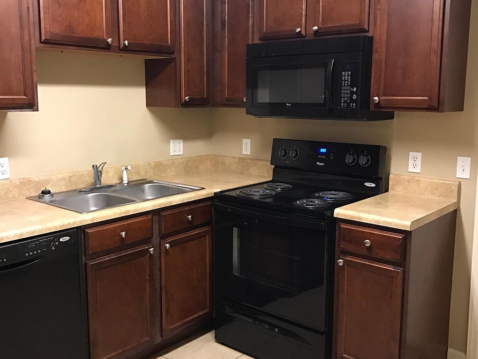 2nd image of 1301 Holmes Blvd #B