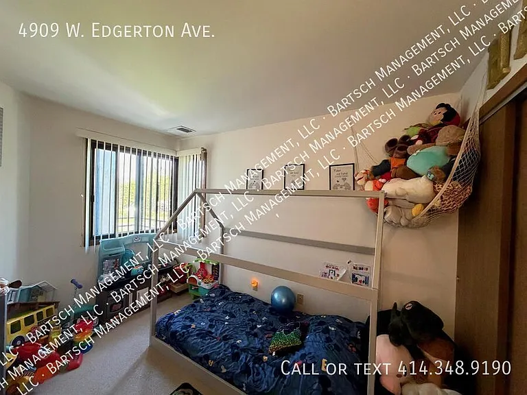 4909 W Edgerton Ave — Photo 7