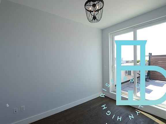 4th image of 2717 Snyder Ave