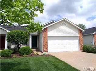 109 Maryland Dr, O'Fallon, MO 63366