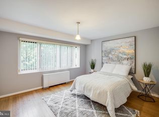 4201 Cathedral Ave NW APT 312E, Washington, DC 20016