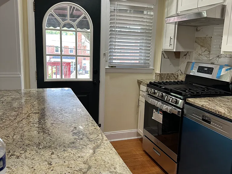 1683 Langford Rd — Photo 9