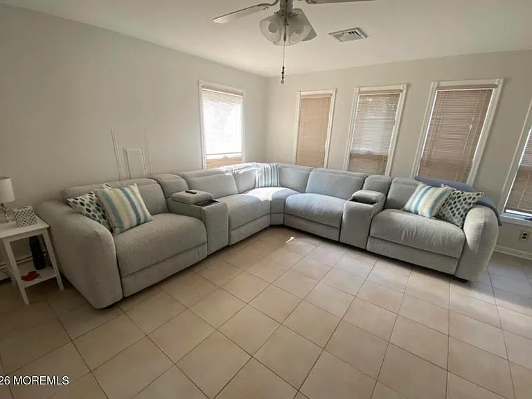 106 Surf Dr — Photo 18