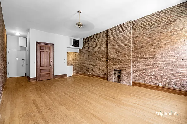 Rented by Triplemint | media 10