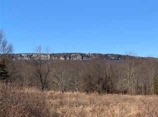 38 Yankee Folly Rd, New Paltz, NY 12561