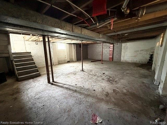 13524 Faust Ave, photo 19