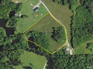 9 E Kelly Branch Rd, Bloomfield, IN 47424