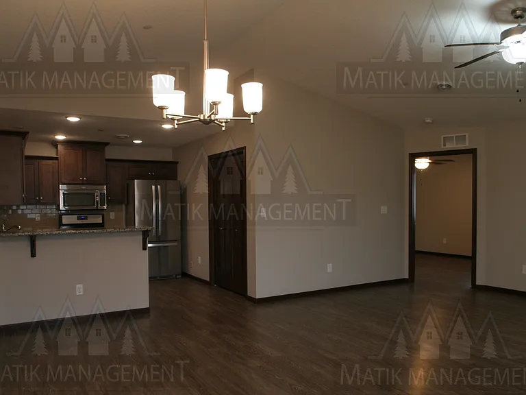 2581 Hawk Ridge Ct SE — Photo 8