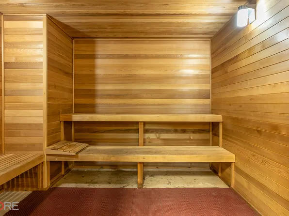 333 East 66th Street image 13 of 16