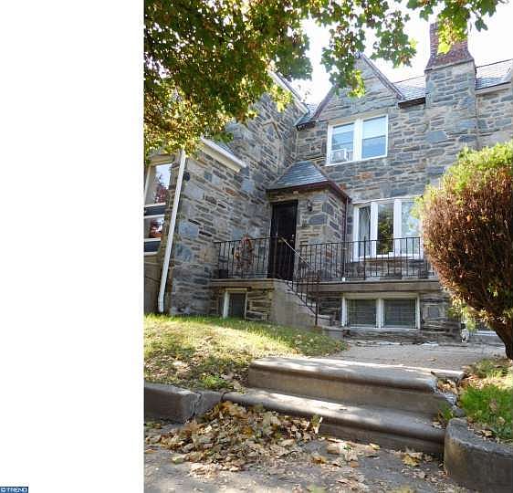 1st image of 2202 N Salford St