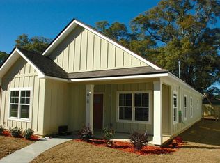 1020 E Hatton St, Pensacola, FL 32503
