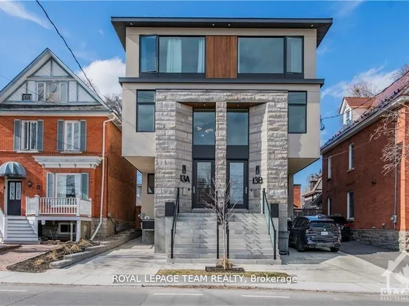13 5th Ave #2, Ottawa, ON K1S 2M2