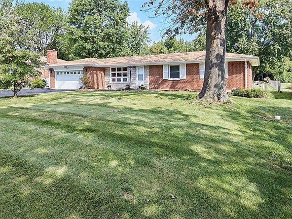 2nd image of 1547 Claudine Dr