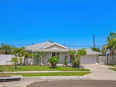 9241 Ambassador Dr, Westminster, CA, 92683