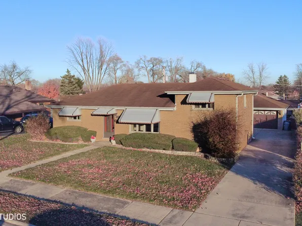 701 N Craig Pl, Addison, IL 60101