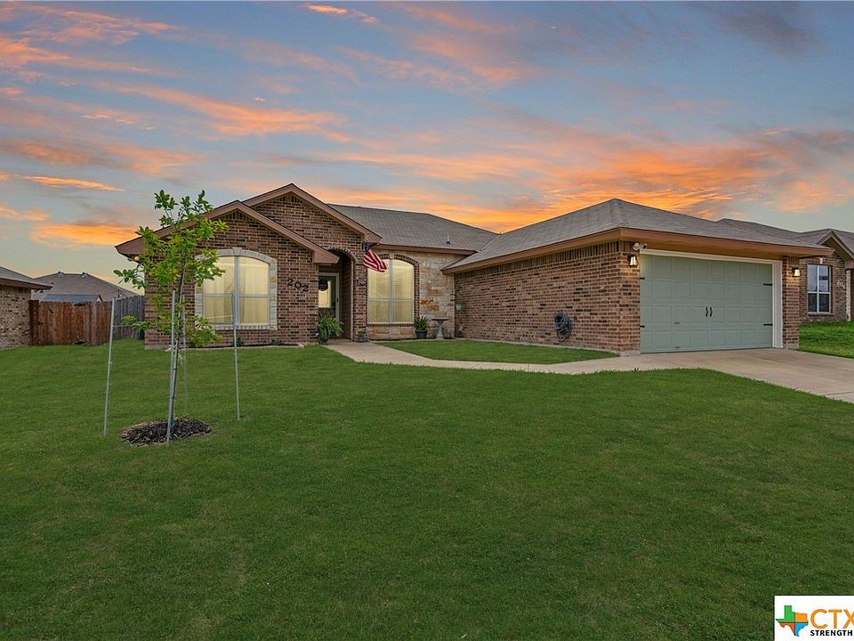 1st image of 202 W Little Dipper Dr