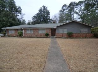 465 Hammond Dr, Sandy Springs, GA