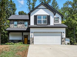 2981 Sharp Top Rd, Palmyra, TN 37142