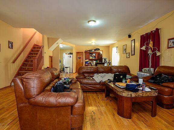 3rd image of 11543 197th St