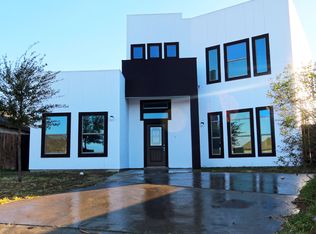 4427 Caroline St, Laredo, TX 78046