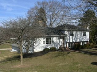 1406 Beechwood Dr NE, Lancaster, OH 43130