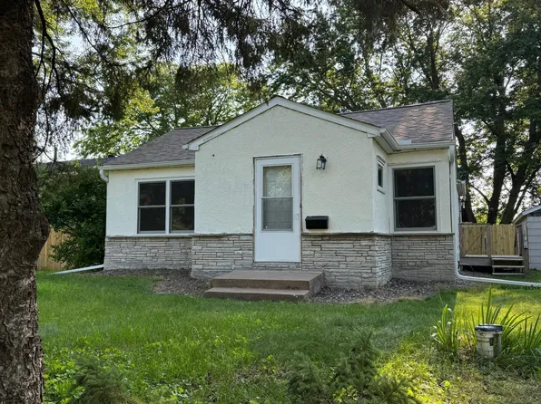 33858 Hastings St NE, Cambridge, MN 55008