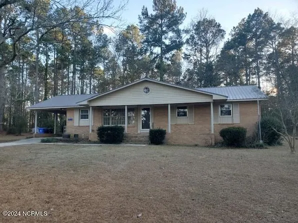 2013 Lake Drive, Laurinburg, NC 28352