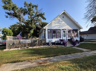 215 2nd Ave S, Estherville, IA 51334