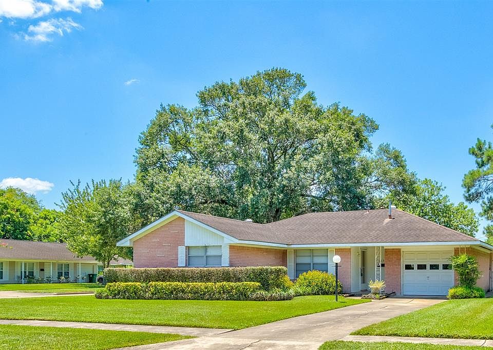 1st image of 10634 Seaford Dr