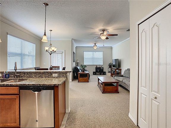 5th image of 11921 Greengate Dr