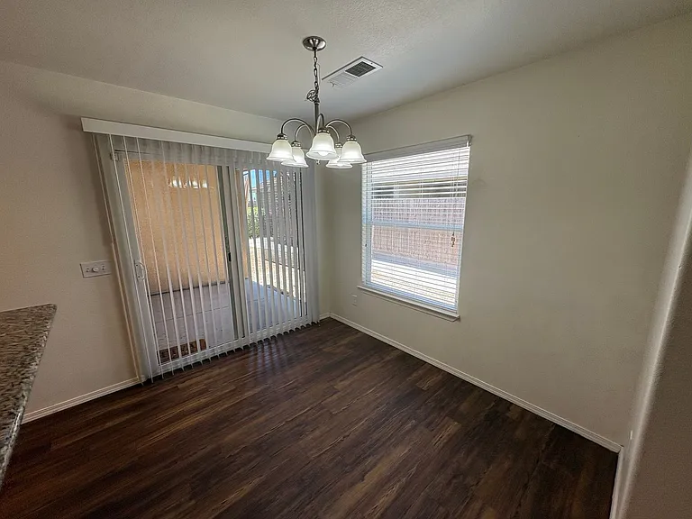 2111 Bella Oaks Dr — Photo 16