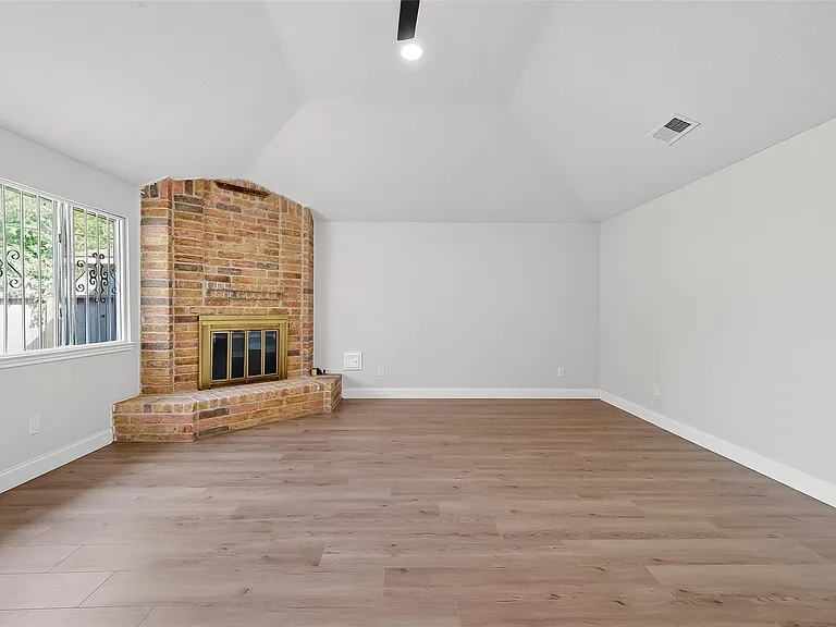 5530 Oak Falls Dr — Photo 9