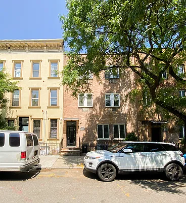 Rented by Joel Scharf, LREB | media 22