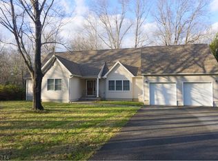 108 Cross Rd, Basking Ridge, NJ 07920