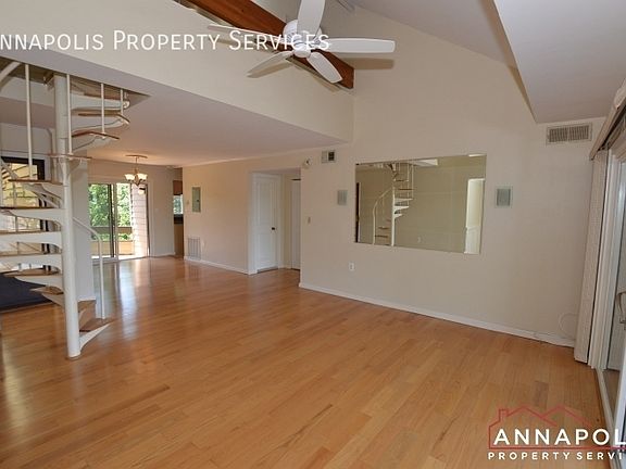 4th image of 10 President Point Dr Unit A3