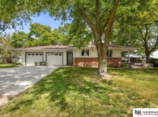 60730 735th Rd, Sterling, NE 68443