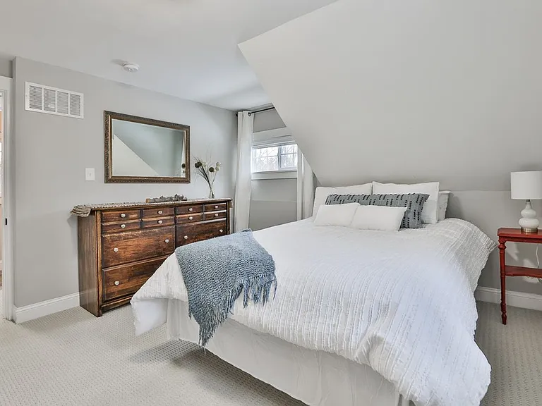 109 Ministerial Rd — Photo 33